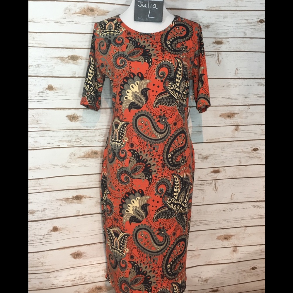 Julia by LuLaRoe